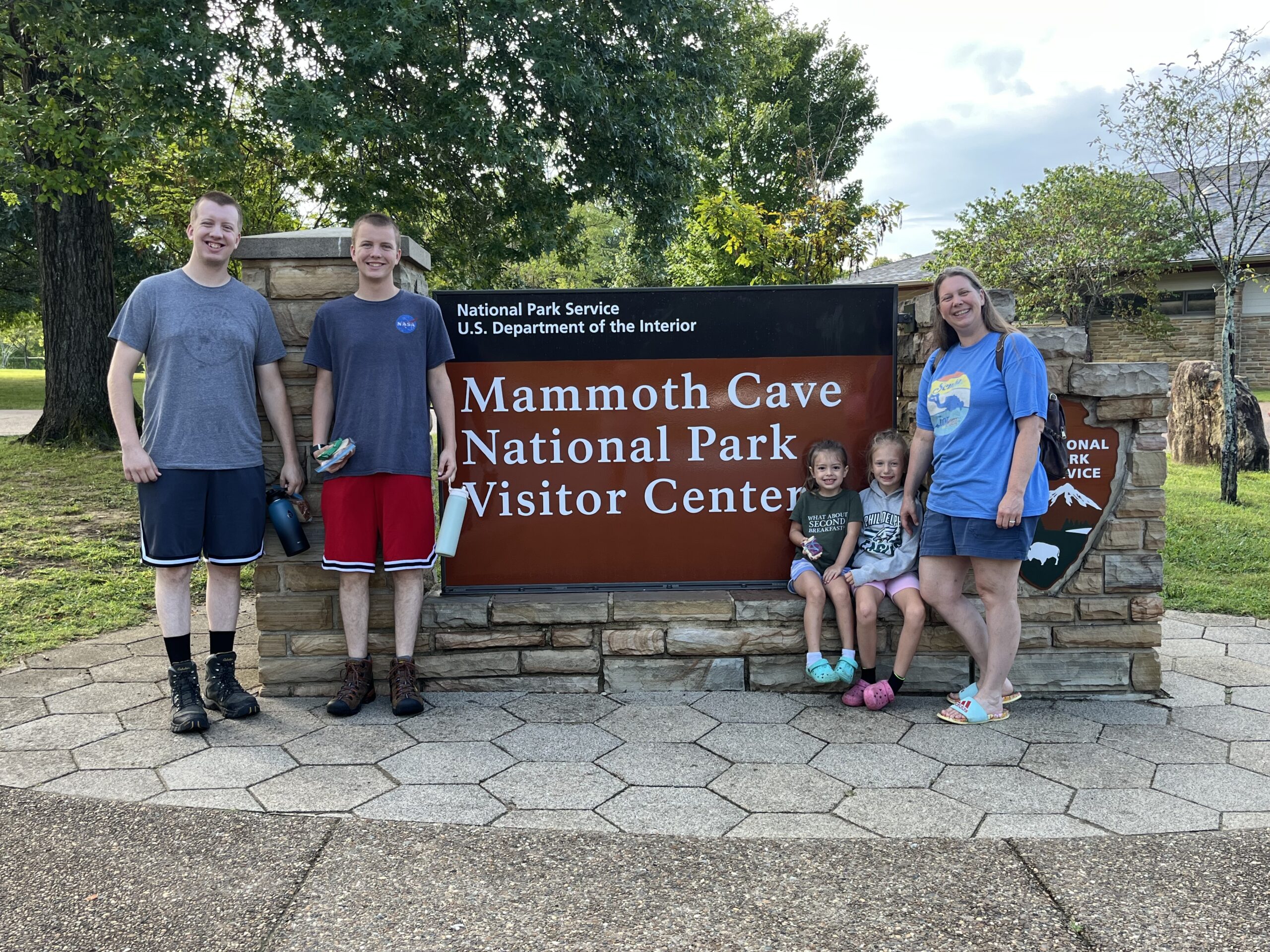 Mammoth Cave National Park (Junior Ranger Program)